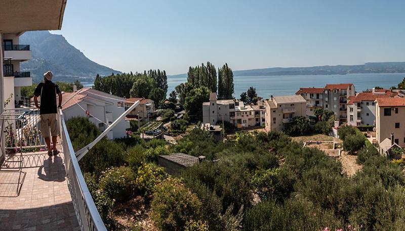 Apartment Zvjezdana โอมิช ภายนอก รูปภาพ